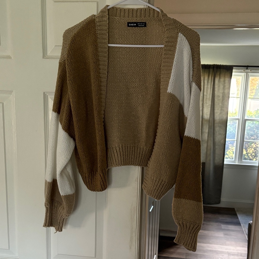 SHEIN Tan and White Women's Cardigan